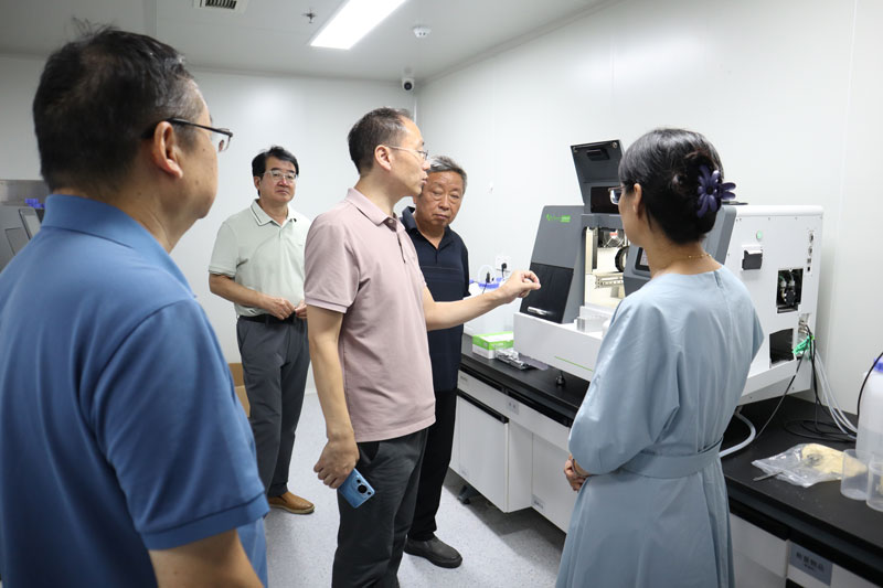 中国粮油学会专家组莅临南京微测调研指导